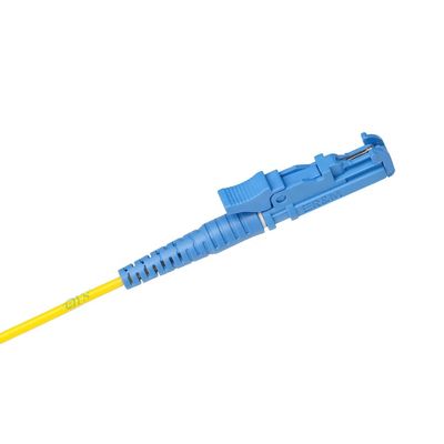 E2000 Connector E2000 APC Pigtail Spring Loaded Shutter E2000 Fiber Optic Connector